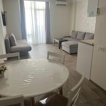 Seaview Panoramic Apartments Orbi Sea Towers Batumi Exterior photo