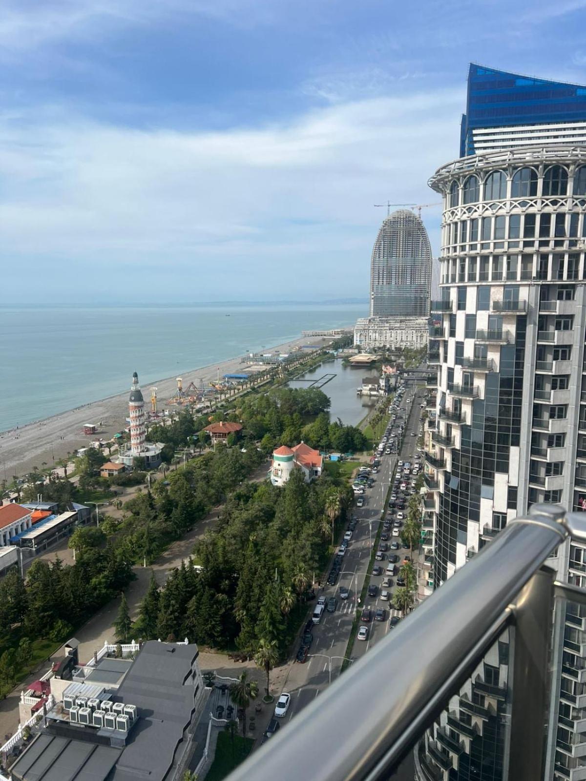 Seaview Panoramic Apartments Orbi Sea Towers Batumi Exterior photo