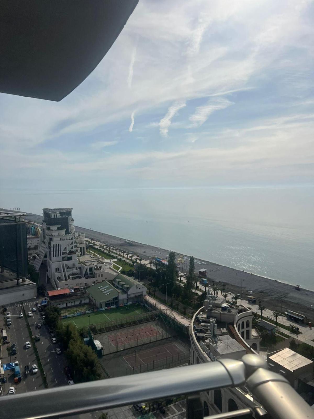 Seaview Panoramic Apartments Orbi Sea Towers Batumi Exterior photo