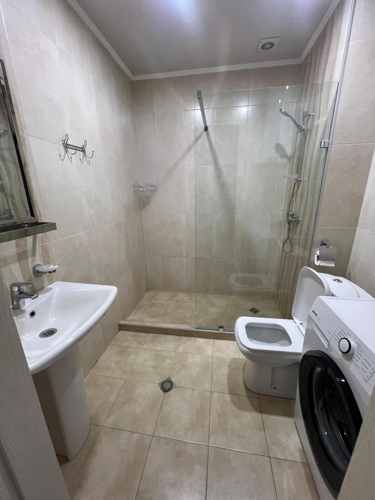 Seaview Panoramic Apartments Orbi Sea Towers Batumi Exterior photo