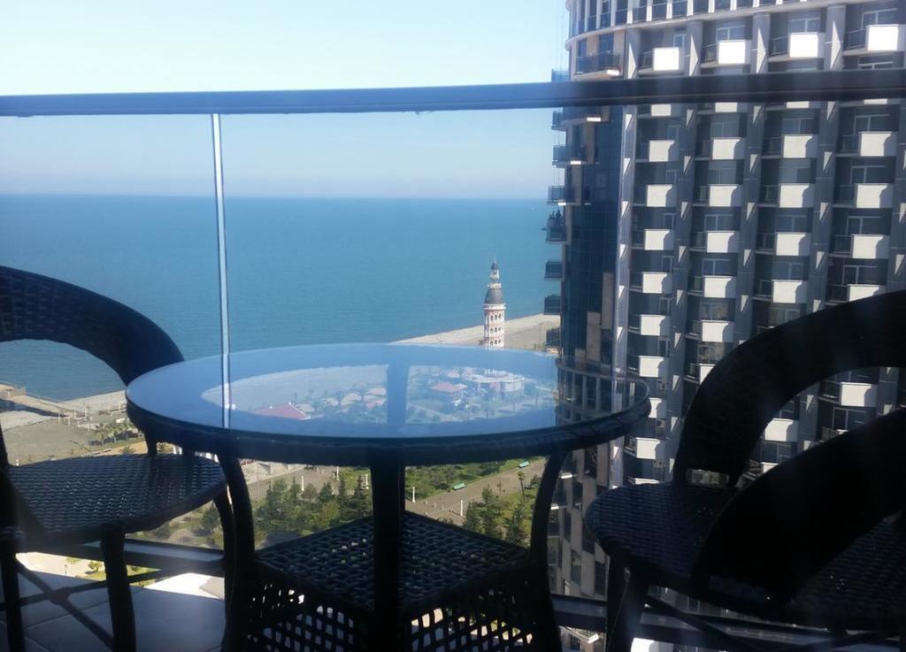 Seaview Panoramic Apartments Orbi Sea Towers Batumi Exterior photo